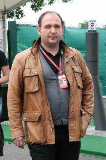 Vorschau
_016_mspb_F.jpg Vorschau
_016_mspb_F.jpg