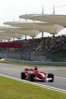Vorschau
062_barrichello.jpg Vorschau
062_barrichello.jpg