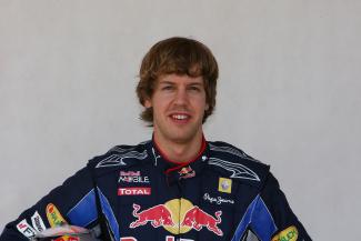 Vorschau
01_Vettel2011_.jpg