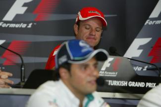 Vorschau
042_Massa_Barrichello.jpg