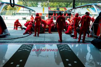 Vorschau
ATP_F1_ITALY_3159_MONZA_FIA-F1_pool.jpg Vorschau
ATP_F1_ITALY_3159_MONZA_FIA-F1_pool.jpg