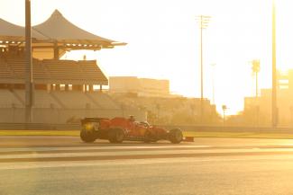 Vorschau
MSPB_F1_ABU-DHABI-021.jpg