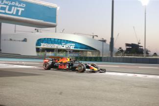 Vorschau
MSPB_F1_ABU-DHABI-041.jpg Vorschau
MSPB_F1_ABU-DHABI-041.jpg