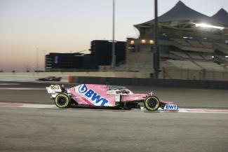 Vorschau
MSPB_F1_ABU-DHABI-047.jpg Vorschau
MSPB_F1_ABU-DHABI-047.jpg