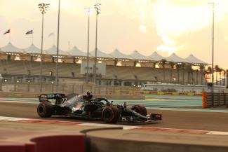 Vorschau
MSPB_F1_ABU-DHABI-073.jpg Vorschau
MSPB_F1_ABU-DHABI-073.jpg