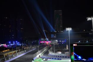 Startaufstellung & Start, Saudi-Arabien Grand Prix, 03. - 05. Dezember 2021, Jeddah Corniche Circuit, Saudi-Arabien, Photo by MOTORSPORTPRESSEBILD
_F1_SAUDI-ARABIEN_2021-0672_1.jpg Startaufstellung & Start, Saudi-Arabien Grand Prix, 03. - 05. Dezember 2021, Jeddah Corniche Circuit, Saudi-Arabien, Photo by MOTORSPORTPRESSEBILD
_F1_SAUDI-ARABIEN_2021-0672_1.jpg