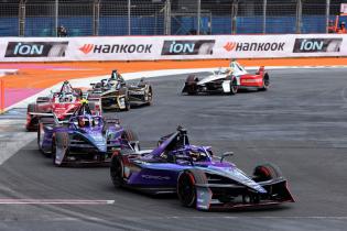 Vorschau
0136_Eprix_MEX.jpg