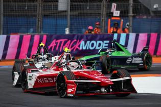 Vorschau
0145_Eprix_MEX.jpg