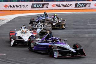 Vorschau
0185_Eprix_MEX.jpg