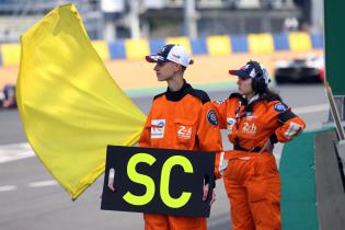 Vorschau
24hLeMans2025--083.jpg