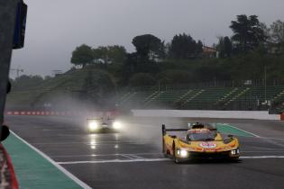 Yifei YE (CHN) Robert KUBICA (POL) Philip HANSON (GBR), Ferrari 499P HY #83 Testtag, FIA Langetsrecken- Weltmeisterschaft WEC , Autodromo Enzo e Dino ferrari, Imola, Italien14.04.2026, Sportwagen
2G5A0935Kopie.jpg