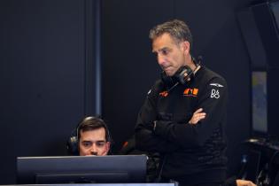 Cyril Abiteboul (FRA) Teamchef Genesis Magma Racing in der Box, Testtag, FIA Langetsrecken- Weltmeisterschaft WEC , Autodromo Enzo e Dino Ferrari, Imola, Italien, 14.04.2026, Sportwagen, 
2G5A6240.jpg