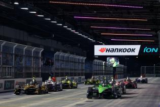 Maximilian Günther (GER) DS penske #7, Joel Eriksson (SWE) Envision sowie weitere FE Gen3 Rennfahrzueg während der Startübung nach dem 1. freies Training, FIA Formel E Weltmeisterschaft, Saison 12, London E- Prix, 14.08.2026,
3N2A6298Kopie.jpg Maximilian Günther (GER) DS penske #7, Joel Eriksson (SWE) Envision sowie weitere FE Gen3 Rennfahrzueg während der Startübung nach dem 1. freies Training, FIA Formel E Weltmeisterschaft, Saison 12, London E- Prix, 14.08.2026,
3N2A6298Kopie.jpg
