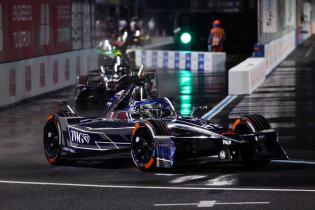 Jake Dennis (GBR) Andretti, FIA Formel E Weltmeisterschaft, Saison 12, Tokio E- Prix, 24.07.2026, 1. freies Training
3N2A6889Kopie.jpg Jake Dennis (GBR) Andretti, FIA Formel E Weltmeisterschaft, Saison 12, Tokio E- Prix, 24.07.2026, 1. freies Training
3N2A6889Kopie.jpg