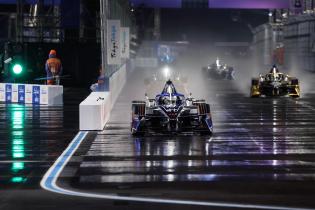 Jake Dennis (GBR) Andretti, FIA Formel E Weltmeisterschaft, Saison 12, Tokio E- Prix, 24.07.2026, 1. freies Training
3N2A7129Kopie.jpg Jake Dennis (GBR) Andretti, FIA Formel E Weltmeisterschaft, Saison 12, Tokio E- Prix, 24.07.2026, 1. freies Training
3N2A7129Kopie.jpg