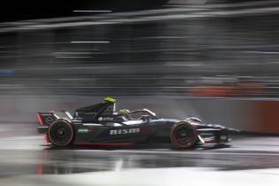 Oliver Rowland (GBR) Nissan in Nismo Folierung, FIA Formel E Weltmeisterschaft, Saison 12, Tokio E- Prix, 24.07.2026, 1. freies Training
3N2A8114Kopie.jpg