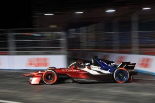 Nick Cassidy (NZL) Citroen, 1. freies Training, FIA Formel E Weltmeisterschaft, Saison 12, London E- Prix, 14.08.2026,
994A2657Kopie.jpg Nick Cassidy (NZL) Citroen, 1. freies Training, FIA Formel E Weltmeisterschaft, Saison 12, London E- Prix, 14.08.2026,
994A2657Kopie.jpg
