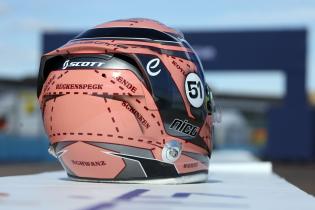Nico Muellers Helm im 