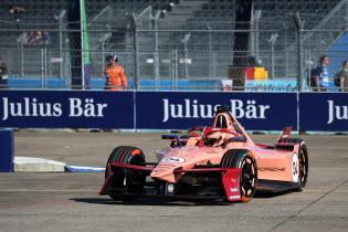 Pascal Wehrlein (94) Porsche 99x Electric #94 im 