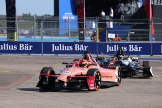 Pascal Wehrlein (94) Porsche 99x Electric #94 im 