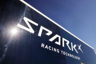Spark Racing Technology Logo án einem LKW, Fahrerlager, FIA Formel E Weltmeisterschaft Saison 12, Berlin E- Prix, 01.05.2026, Flughafen Tempelhof, FE, Elektromotorsport
E-PrixinBerlin2026_101.jpg Spark Racing Technology Logo án einem LKW, Fahrerlager, FIA Formel E Weltmeisterschaft Saison 12, Berlin E- Prix, 01.05.2026, Flughafen Tempelhof, FE, Elektromotorsport
E-PrixinBerlin2026_101.jpg