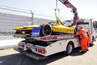 beschädigter Gen3 Lola- Yamaha von Lucas di Grassi auf dem Abschleppwagen, FIA Formel E Weltmeisterschaft Saison 12, Berlin E- Prix, 01.05.2026, Flughafen Tempelhof, FE, Elektromotorsport
E-PrixinBerlin2026_131.jpg beschädigter Gen3 Lola- Yamaha von Lucas di Grassi auf dem Abschleppwagen, FIA Formel E Weltmeisterschaft Saison 12, Berlin E- Prix, 01.05.2026, Flughafen Tempelhof, FE, Elektromotorsport
E-PrixinBerlin2026_131.jpg