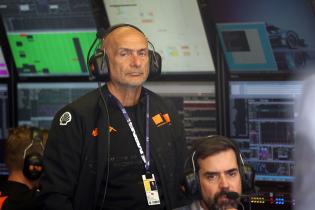 Gabriele Tarquini (ITA) Teamchef Genessis Magma Racing in der Box, 2. Testsession, Test zu den 24 Stunden Le Mans Rennen, Frankreich, WEC Langstrecken- Weltmeisterschaft, 07.06.2026
LeMans2026_024.jpg Gabriele Tarquini (ITA) Teamchef Genessis Magma Racing in der Box, 2. Testsession, Test zu den 24 Stunden Le Mans Rennen, Frankreich, WEC Langstrecken- Weltmeisterschaft, 07.06.2026
LeMans2026_024.jpg
