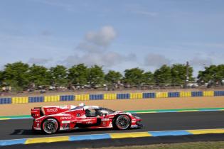 Sebastian Buemi (SUI), Brendon Hartley (NZL) Ryo Hirakawa (JPN) Toyota GR010 Hybrid #8, 1. Testsession, Test zu den 24 Stunden Le Mans Rennen, Frankreich, WEC Langstrecken- Weltmeisterschaft, 07.06.2026
LeMans2026_062.jpg Sebastian Buemi (SUI), Brendon Hartley (NZL) Ryo Hirakawa (JPN) Toyota GR010 Hybrid #8, 1. Testsession, Test zu den 24 Stunden Le Mans Rennen, Frankreich, WEC Langstrecken- Weltmeisterschaft, 07.06.2026
LeMans2026_062.jpg