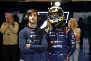 Gregorie Suacy (SUI) und Rasmus Lindh (SWE) Oreca- 07- Gibson #22 in der Box, 2. Testsession, Test zu den 24 Stunden Le Mans Rennen, Frankreich, WEC Langstrecken- Weltmeisterschaft, 07.06.2026
LeMans2026_073.jpg Gregorie Suacy (SUI) und Rasmus Lindh (SWE) Oreca- 07- Gibson #22 in der Box, 2. Testsession, Test zu den 24 Stunden Le Mans Rennen, Frankreich, WEC Langstrecken- Weltmeisterschaft, 07.06.2026
LeMans2026_073.jpg