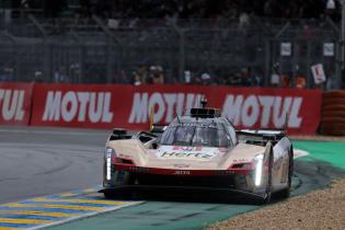 Sebastian Bourdais (FRA) Earl bamber (NZL) Jack Aitken (GBR) Cadillac V- Series.R #38, 1. freise Training, 24 Stunden Le Mans Rennen, Frankreich, WEC Langstrecken- Weltmeisterschaft, 10.06.2026
LeMans2026_127.jpg Sebastian Bourdais (FRA) Earl bamber (NZL) Jack Aitken (GBR) Cadillac V- Series.R #38, 1. freise Training, 24 Stunden Le Mans Rennen, Frankreich, WEC Langstrecken- Weltmeisterschaft, 10.06.2026
LeMans2026_127.jpg
