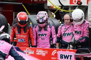Mattis Pluschkell (GER) und Maks Angelard (POL) Oreca LMP3 #8 beim Fahrerwechsel und Boxenstop, Mücke Motorsport, 24 Stunden Le Mans Rennen, Frankreich, WEC Langstrecken- Weltmeisterschaft, 10.06.2026, Road to le Mans LMP3
LeMans2026_139.jpg Mattis Pluschkell (GER) und Maks Angelard (POL) Oreca LMP3 #8 beim Fahrerwechsel und Boxenstop, Mücke Motorsport, 24 Stunden Le Mans Rennen, Frankreich, WEC Langstrecken- Weltmeisterschaft, 10.06.2026, Road to le Mans LMP3
LeMans2026_139.jpg