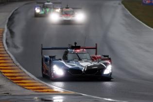 Sheldon van der Linde (RSA) und Dries Vanthoor (BEL) BMW M Hybrid V8 #24 inSuper-Man Brand New Day Livery, 2. freies Training, BMW M Team WRT Zelt, 01.08.2026, Strecke Road America in Elkart Lake, Wisconsin, USA, Hypercar der IMSA Rennserie
3N2A5424Kopie.jpg