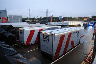 Manthey Teamtrailer im Fahrerlager, FIA WEC Langestrecken- Weltmeisterschaft, 6 Stunden von Barcelona, Circuit Catalunya, 18.10.2026,
994A2184Kopie.jpg
